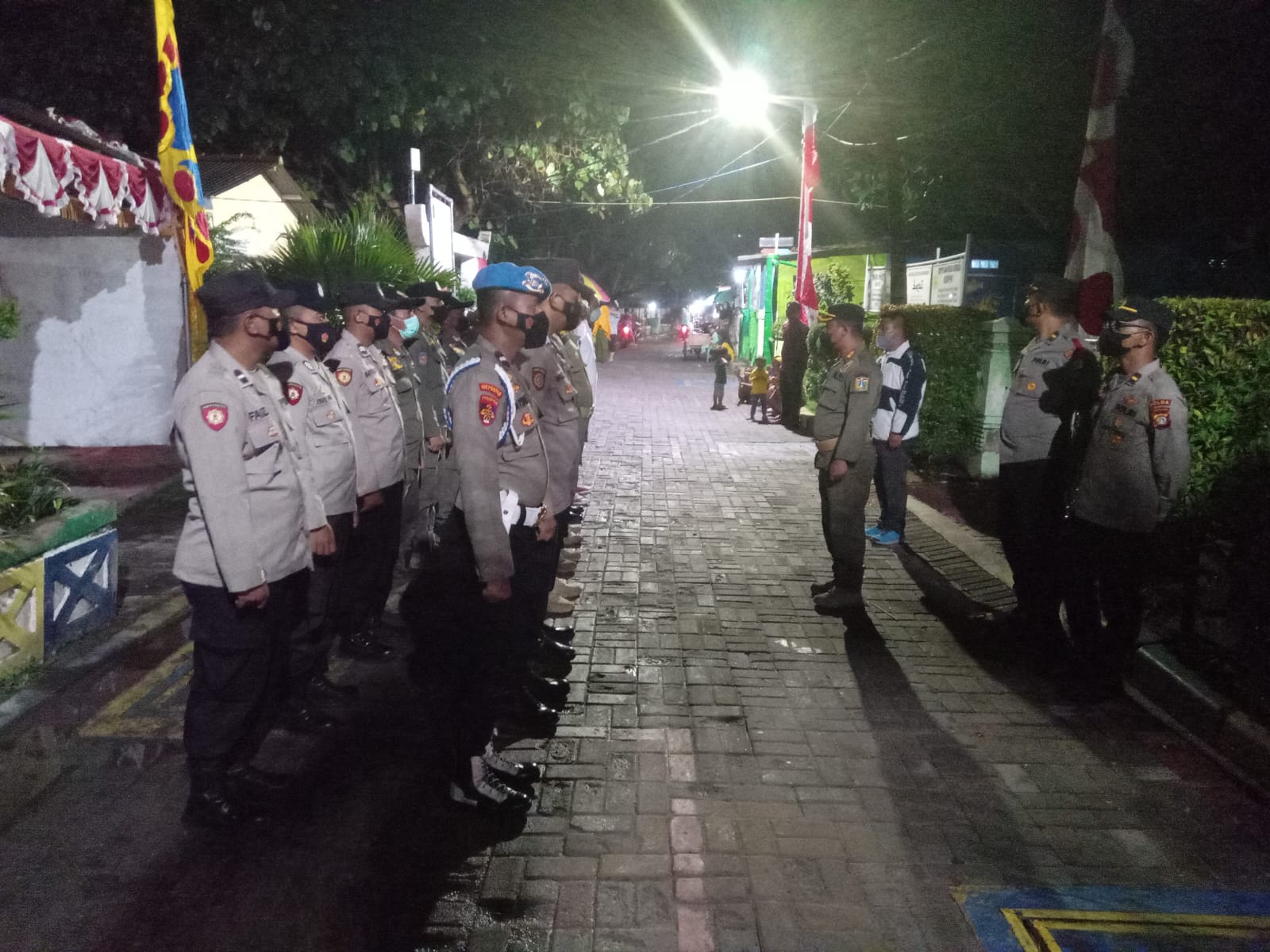 gandeng-instansi-terkait,-patroli-malam-dilaksanakan-rutin-oleh-polsek-kep.-seribu-selatan