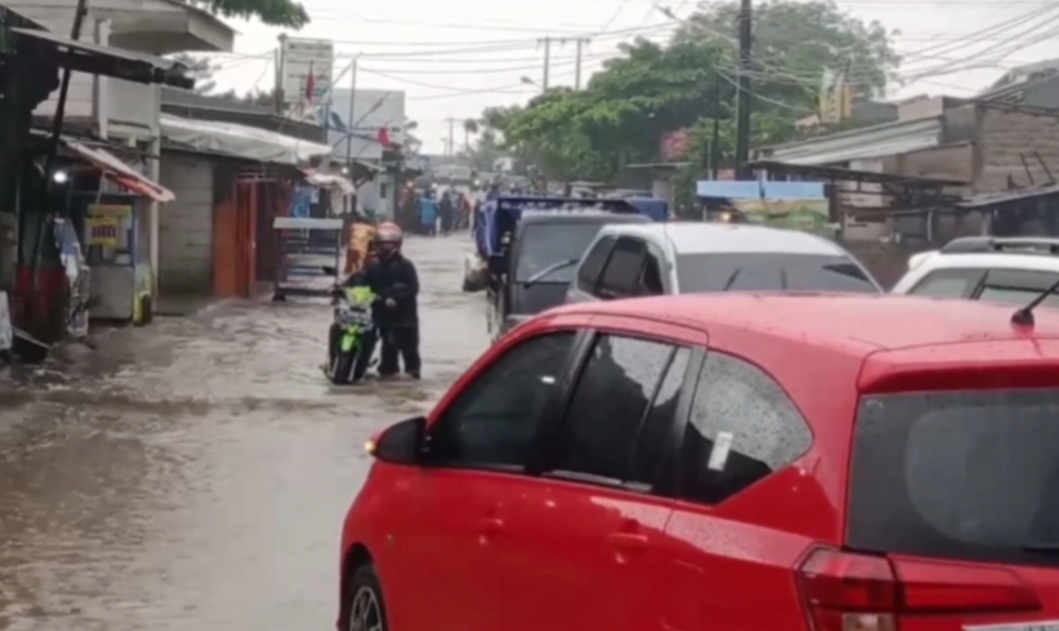 warga-bekasi-terdampak-banjir,-berharap,-“semoga-jadi-atensi-pemda-bekasi”.???