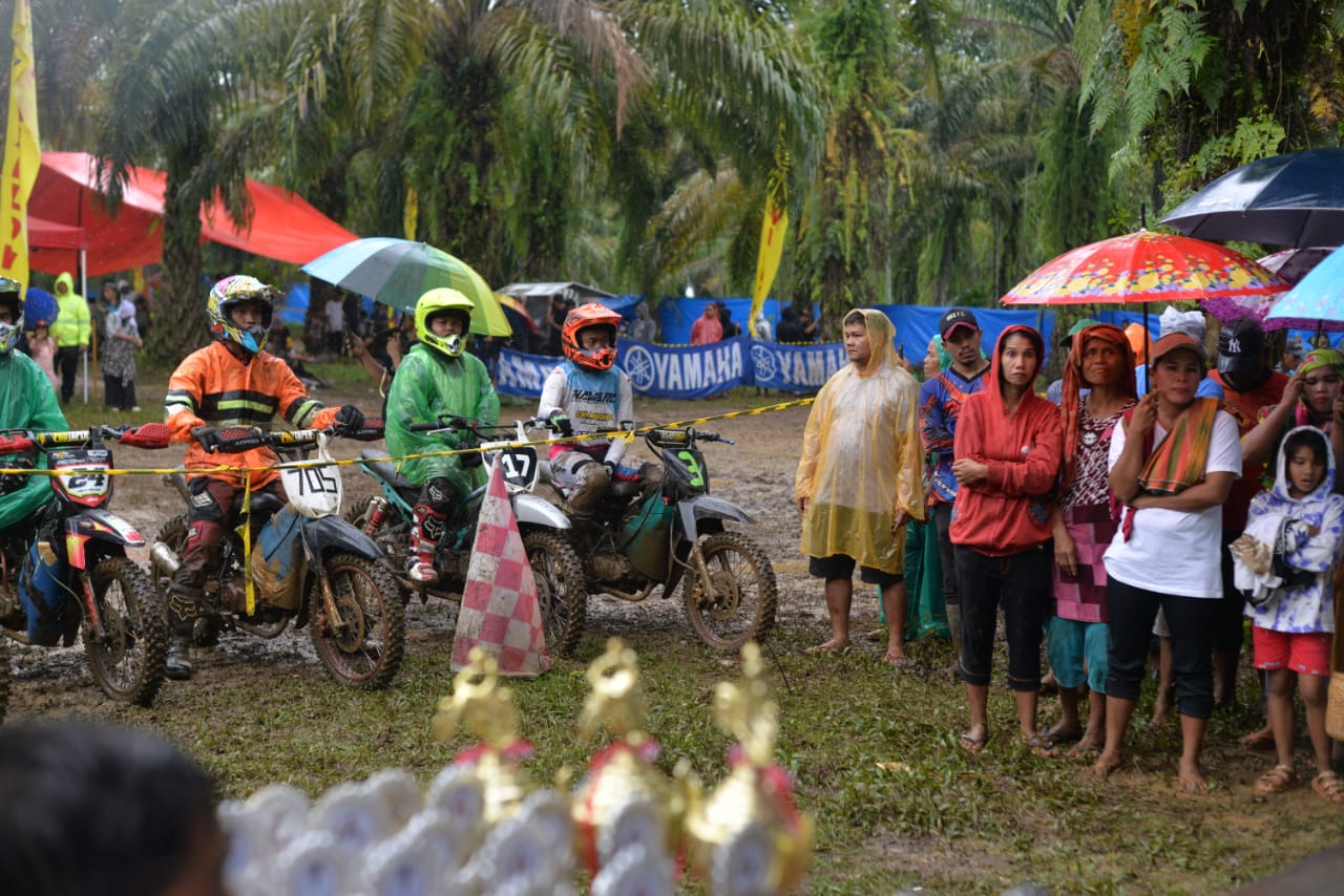 babki-gelar-lingga-super-grasstrack-rebutkan-piala-plt-bupati-langkat