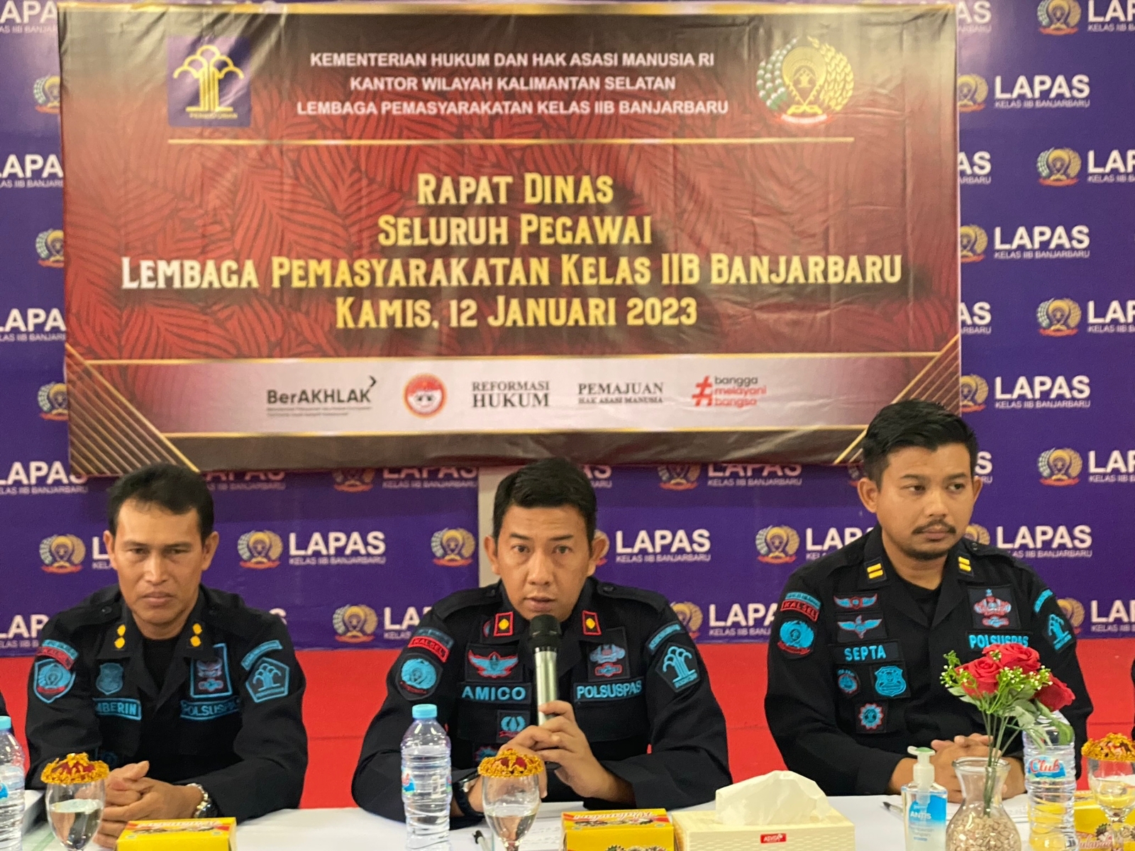 untuk-kinerja-yang-lebih-baik,-lapas-kelas-iib-banjarbaru-gelar-rapat-dinas-seluruh-pegawai