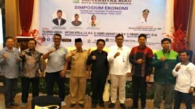 daerah-ika-unri-gelar-simposium-bahas-masa-depan-perekonomian-di-padang-sidempuan