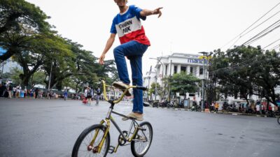 Car Free Day di Medan Jadi Sarana Olahraga dan Ajang Komunitas Sepeda BMX Tampilkan Aksinya