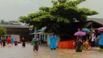 desa-ranggang-dan-desa-batilai-tanah-laut-terendam-air-akibat-hujan-lebat