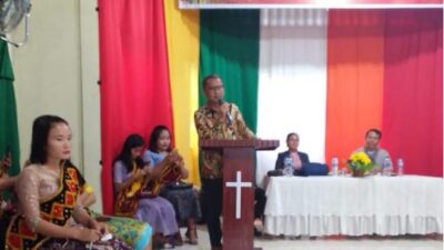 Bupati Nias Hadiri Perayaan Natal Dan Tahun Baru Di Gereja Amin Eben Haezar