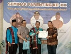 Wali Kota Padang Sidempuan Hadiri Seminar Parenting Ke – XX Yayasan Pendidikan Bina Ul-Ummah Bunayya