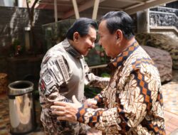 Prabowo ke Kediaman Hendropriyono Seraya Nostalgia