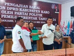 PKB Karo Resmi Daftarkan Berkas Bacaleg ke KPU, Sastroy Bangun Optimis Peroleh 5 Kursi DPRD