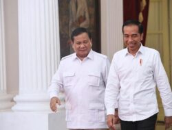 Prabowo Unggah Foto Akrab dan Ucapan Panjang Umur untuk Jokowi, Netizen: Prabowo The Next President