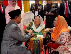 Prabowo Bertemu Istri dan Putri Gus Dur di HUT ke-77 Polri, Yenny Wahid Beri Semangat