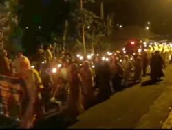 Puluhan Ribu Peserta Pawai Obor Meriahkan Tahun Baru Islam 1445 H  Di Tapsel