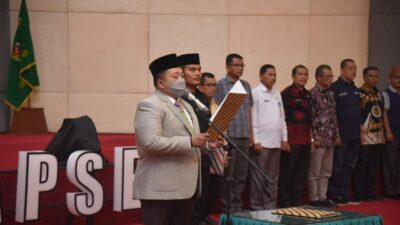 Bupati Tapsel Lantik Pejabat Administrator, Pengawas, dan Guru