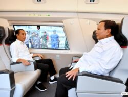 Menhan Prabowo Jajal Kereta Cepat Jakarta-Bandung Bersama Presiden Jokowi: Nyaman dan Membanggakan