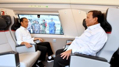 Menhan Prabowo Jajal Kereta Cepat Jakarta-Bandung Bersama Presiden Jokowi: Nyaman dan Membanggakan