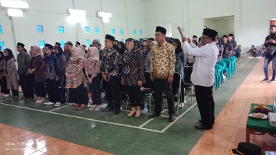 Panwascam Nagreg Resmi Lantik ke-98 Anggota Pengawas Tempat Pemungut Suara ( PTPS ) Kecamatan Nagreg.