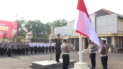 Upacara Hari Pahlawan 2024 di Polres Pamekasan: Seruan Implementasi Nilai Kepahlawanan dalam Kehidupan Sehari-hari