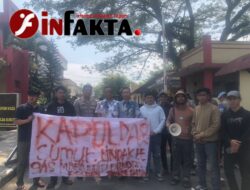 Forum Komunikasi Mahasiswa Sumatera Utara, Melakukan Aksi di depan Markas Kepolisian Daerah Sumatera Utara (MAPOLDA)